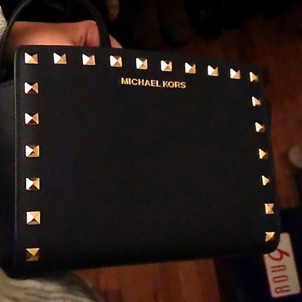 Michael Kors Mini Studded Selma Crossbody new!!!! Navy blue discontinued